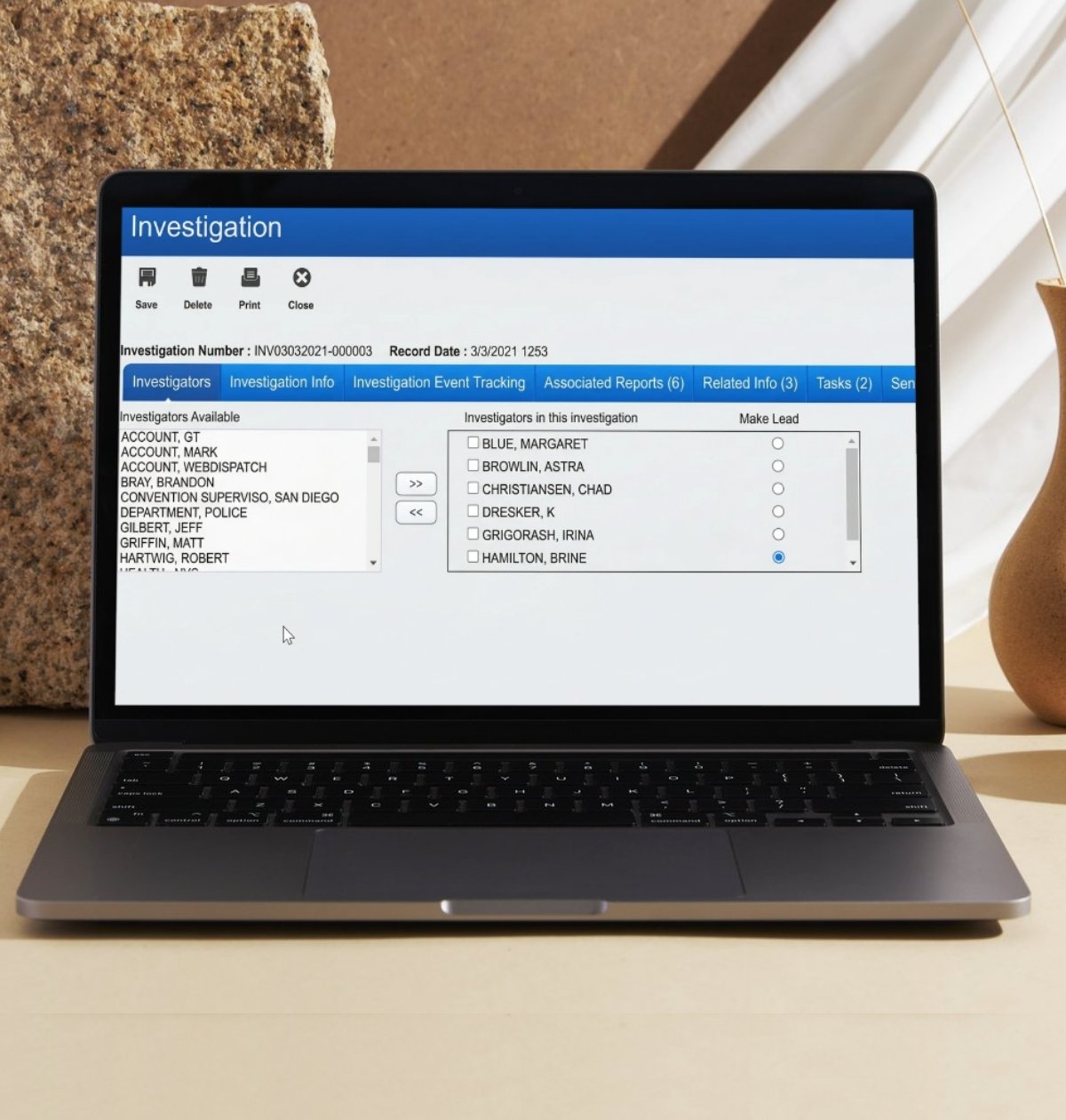4UP Box Image Template - Investigate and Resolve Faster (10)