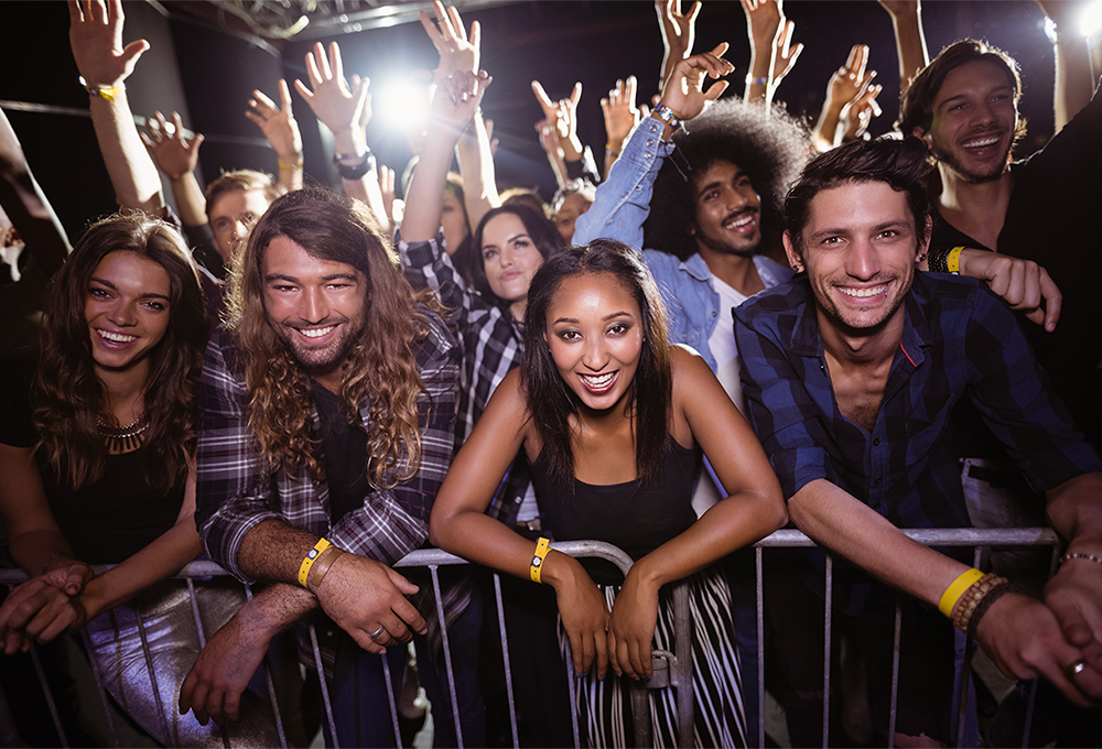 happy-crowd-behind-metal-gate happy-crowd-behind-metal-gate