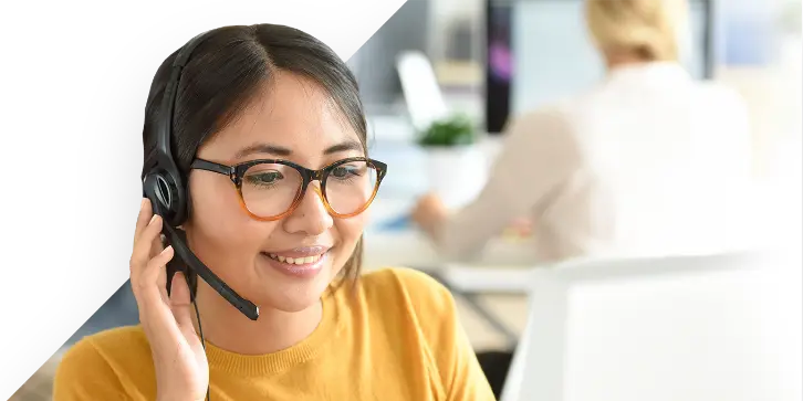 customer-service-hero customer-service-hero